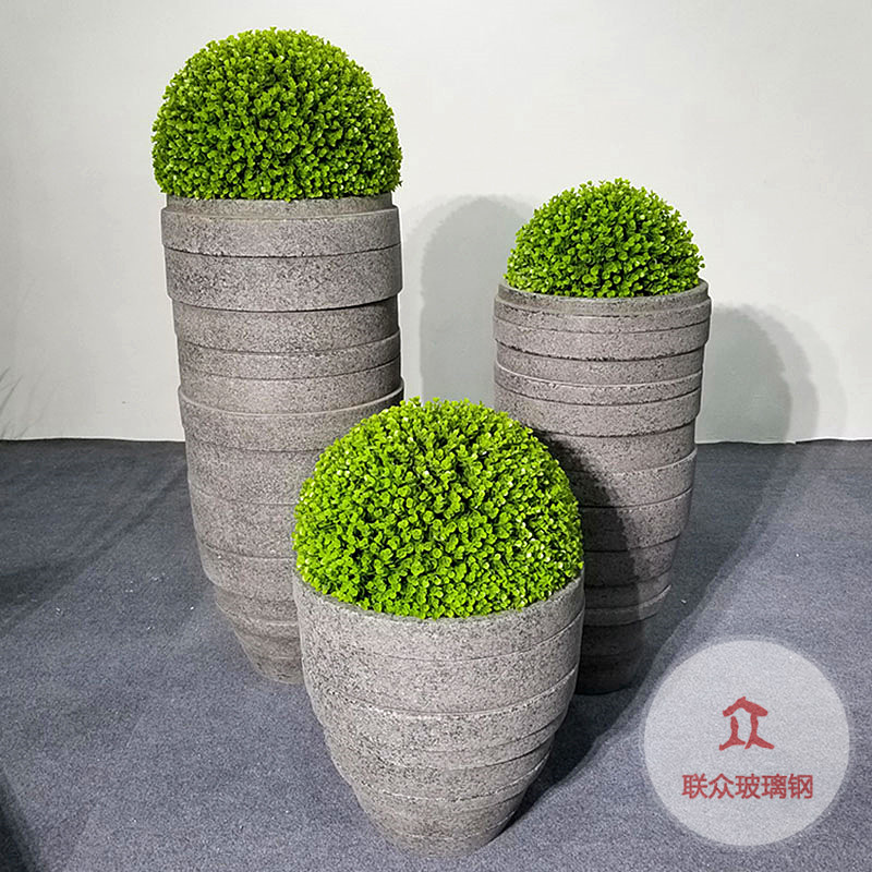 玻璃鋼花器時尚藝術(shù)裝飾山東煙臺商場